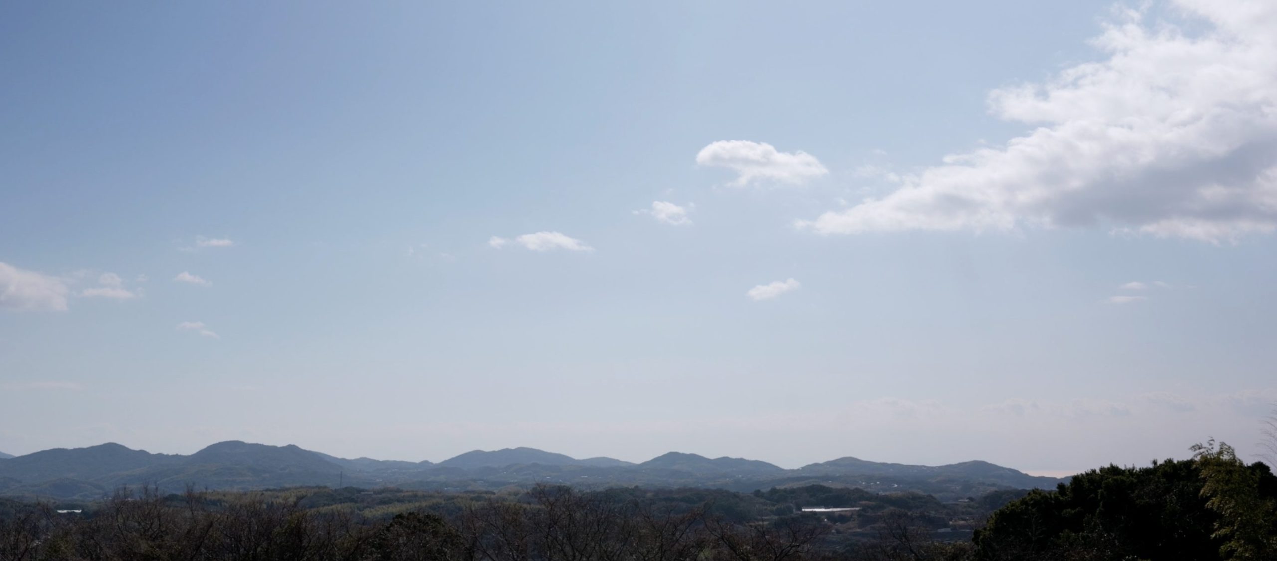 11月11日、11月25日は休館日です